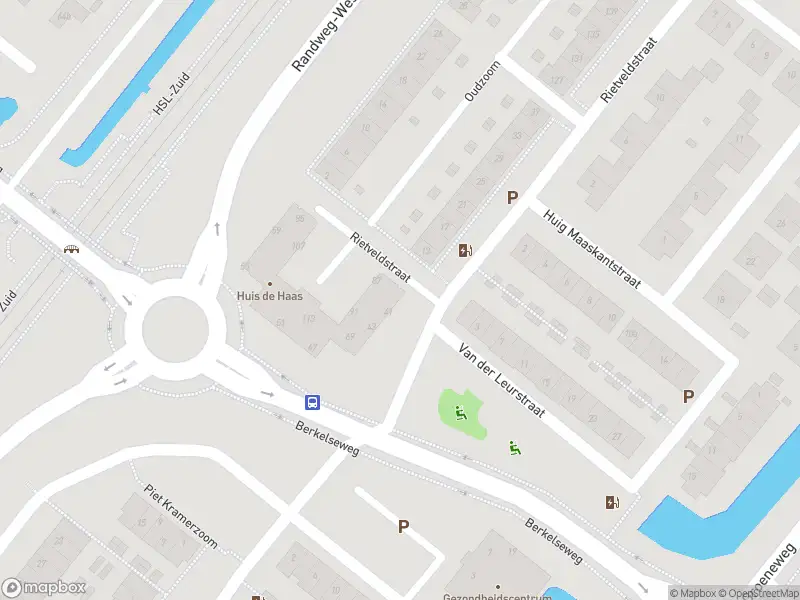 Ambulance met grote spoed naar de Rietveldstraat in Bergschenhoek