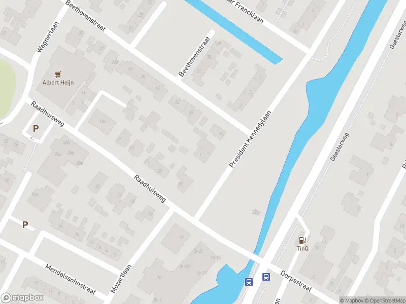 Ambulance met gepaste spoed naar de President Kennedylaan in Akersloot