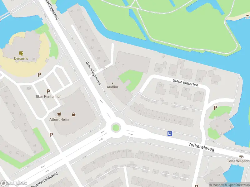 Ambulance met gepaste spoed naar de Leonard Bernsteinhof in Hoorn