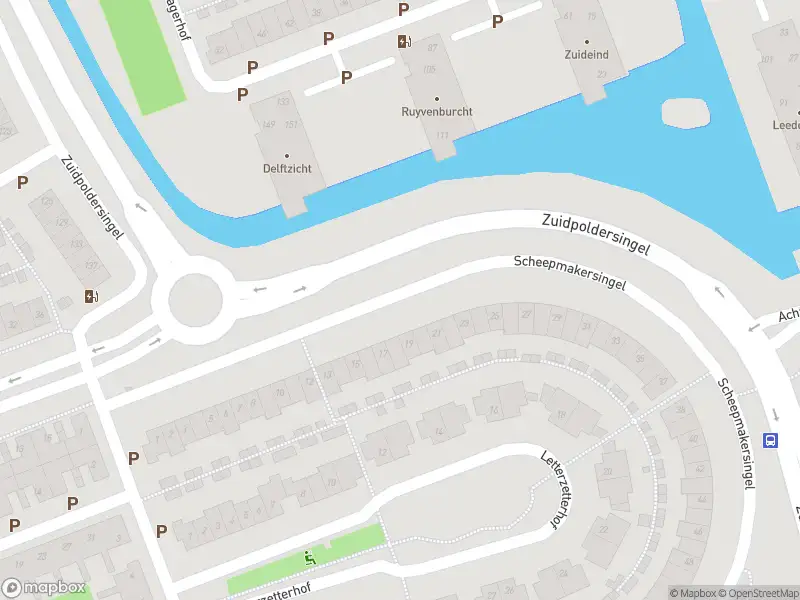 Ambulance met gepaste spoed naar de Kerkmeesterstraat in Delfgauw