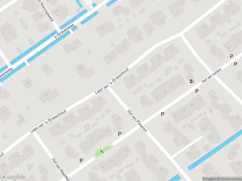 Ambulance met grote spoed naar de Laan van Floris de Vijfde in Nootdorp