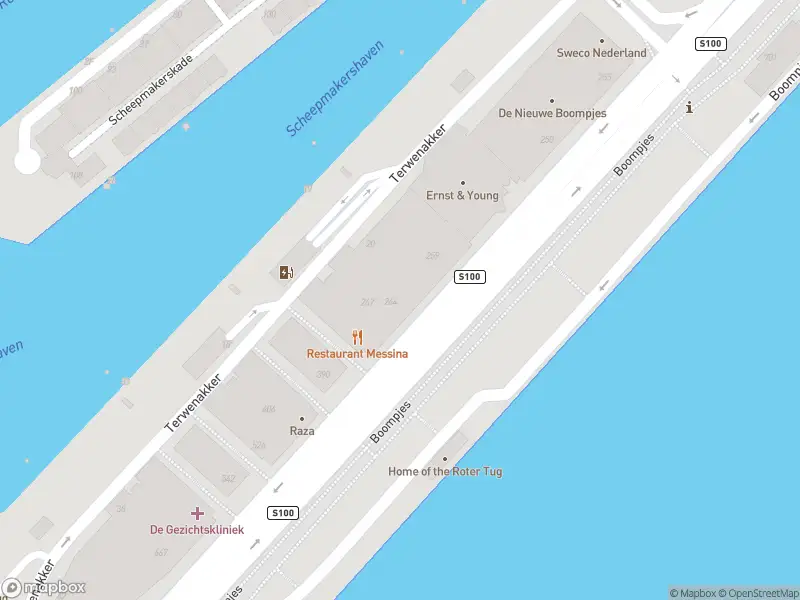 Ambulance met gepaste spoed naar de Boompjes in Rotterdam