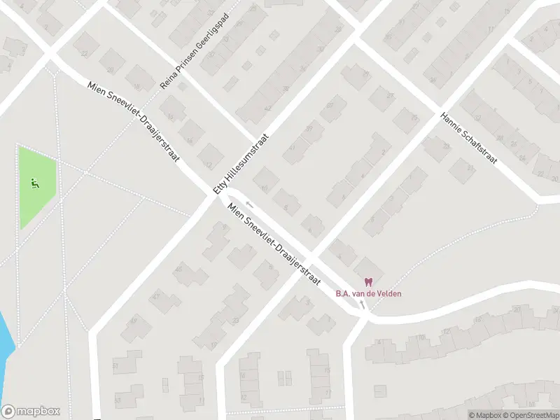 Ambulance met gepaste spoed naar de Etty Hillesumstraat in Spijkenisse