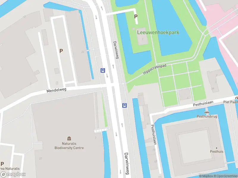 Ambulance naar de Darwinweg in Leiden