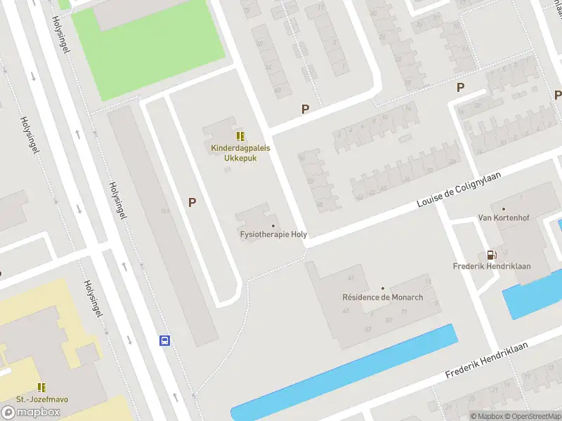 Ambulance met gepaste spoed naar de Louise de Colignylaan in Vlaardingen