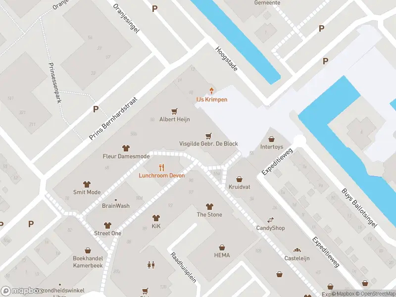 Ambulance met gepaste spoed naar de Raadhuisplein in Krimpen aan den IJssel