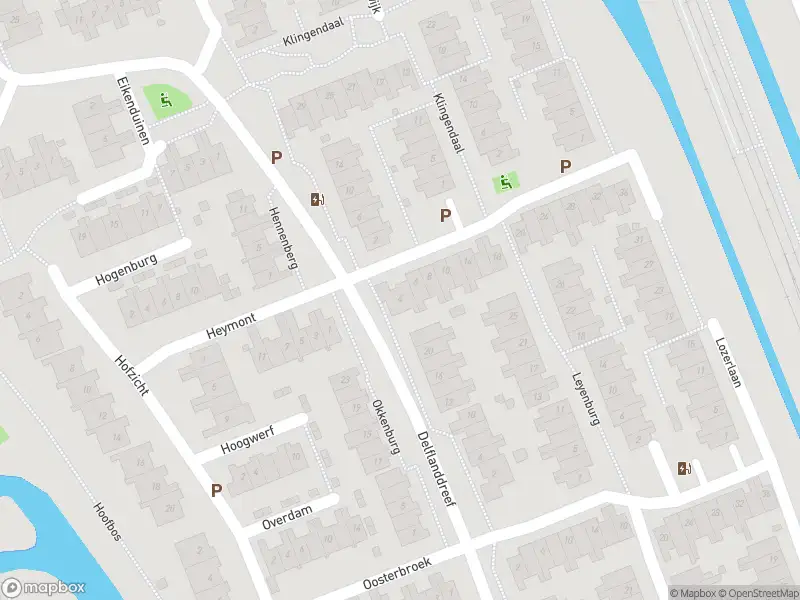 Ambulance met grote spoed naar de Kleinhof in Pijnacker