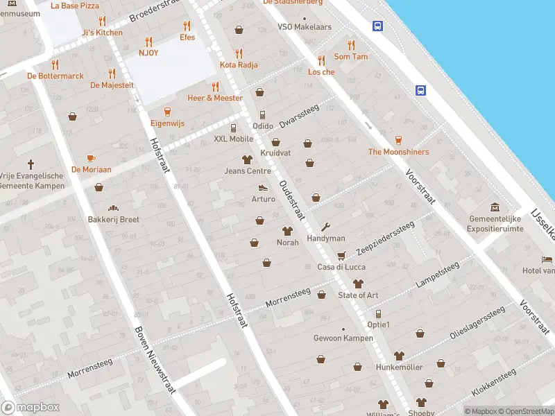 Brandweer met gepaste spoed naar de Groenestraat in Kampen vanwege stankoverlast