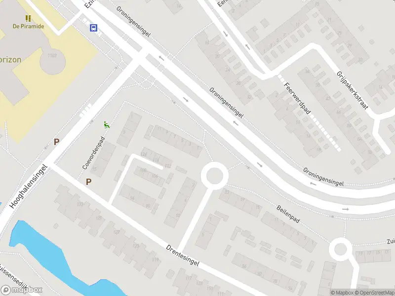 Brandweer met gepaste spoed naar de Coevordenpad in Arnhem vanwege reinigen van het wegdek