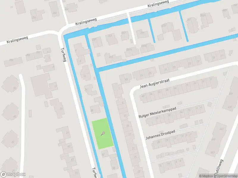 Ambulance met grote spoed naar de Jan Beyerinckstraat in Rotterdam