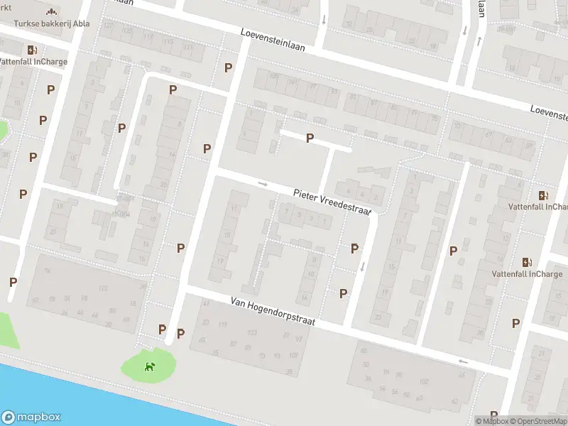 Brandweer met gepaste spoed naar de Pieter Vreedestraat in Oosterhout vanwege een liftopsluiting