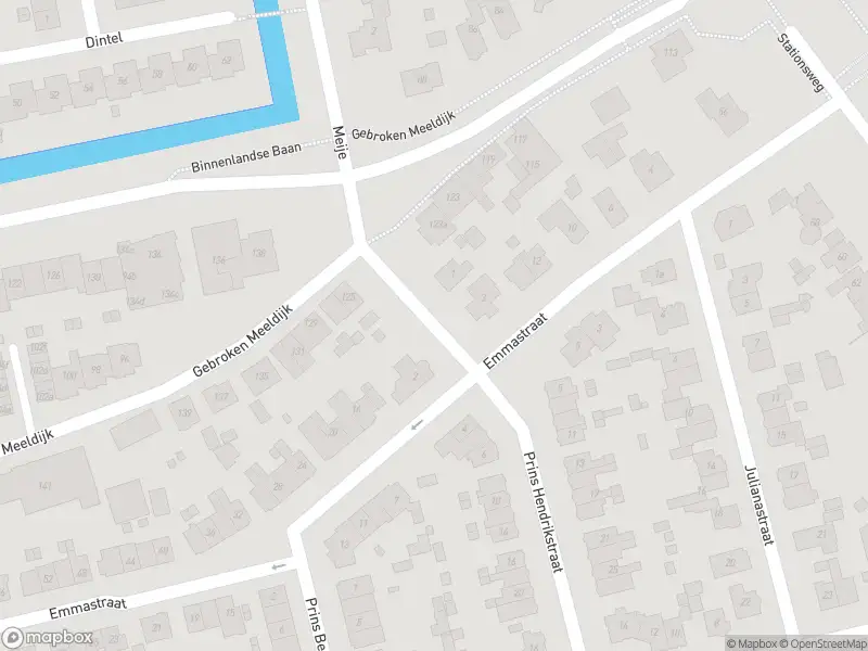 Ambulance met gepaste spoed naar de Prins Hendrikstraat in Barendrecht