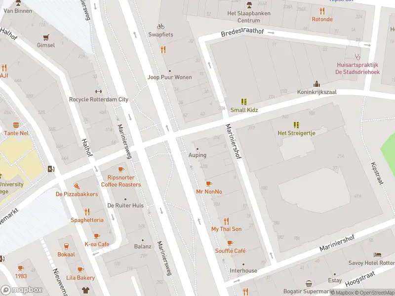 Ambulance met grote spoed naar de Mariniersweg in Rotterdam