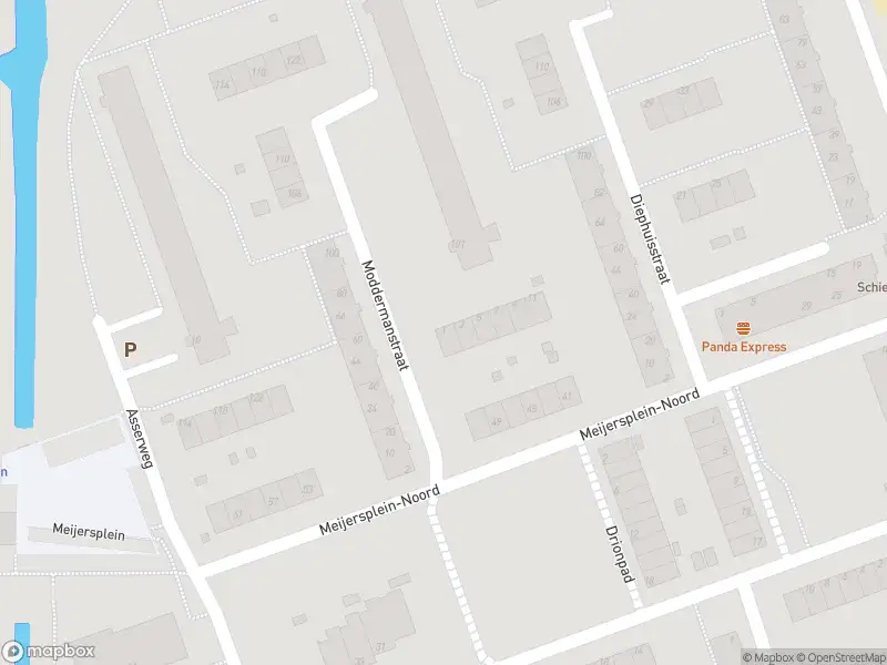 Ambulance met grote spoed naar de Moddermanstraat in Rotterdam