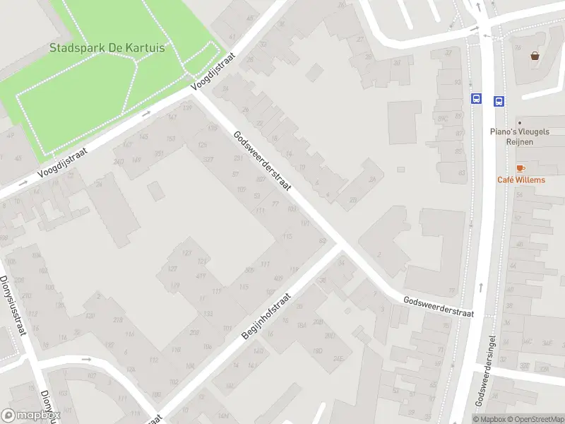 Ambulance met grote spoed naar de Wilhelminaplein in Roermond