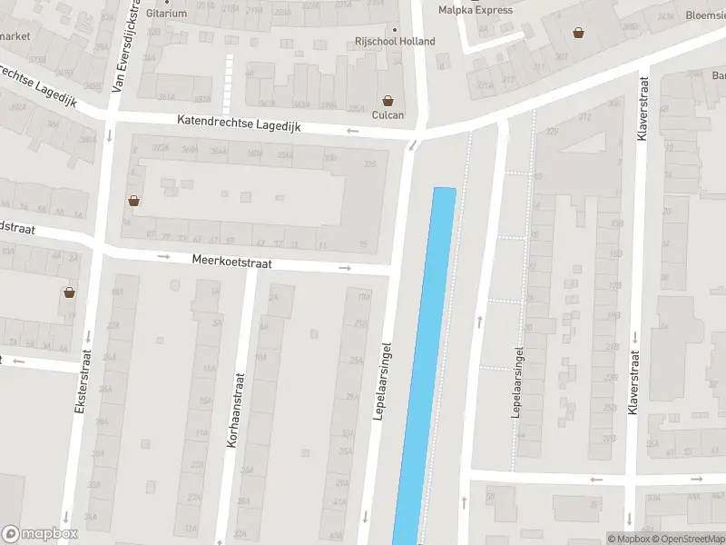 Ambulance met grote spoed naar de Lepelaarsingel in Rotterdam