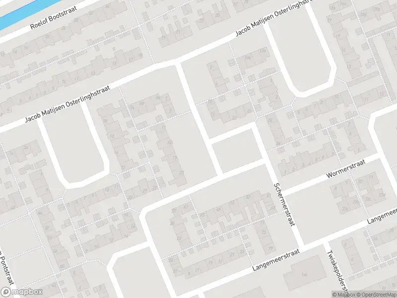 Ambulance met grote spoed naar de Volendammerpad in Edam