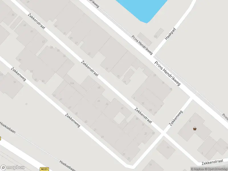 Ambulance met grote spoed naar de Zekkenstraat in Hoek van Holland