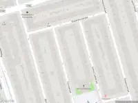 Ambulance met grote spoed naar de Shackletonstraat in Amsterdam