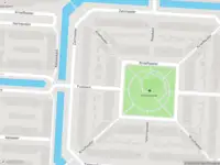 Ambulance met grote spoed naar de Kreeftwater in Barendrecht