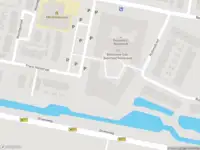 Ambulance met grote spoed naar de Rembrandtplein in Oud-Beijerland