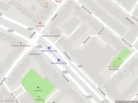 Ambulance met grote spoed naar de Schiekade in Rotterdam