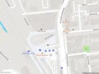 Ambulance met grote spoed naar de Stationsplein in Alphen aan den Rijn