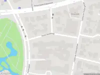 Ambulance met grote spoed naar de Dr. Noletstraat in Schiedam