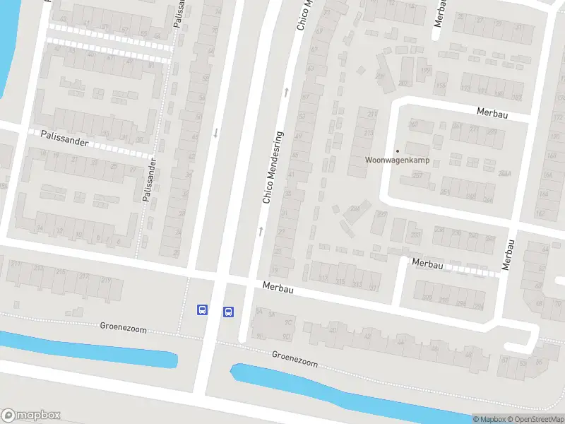 Ambulance met gepaste spoed naar de Chico Mendesring in Dordrecht