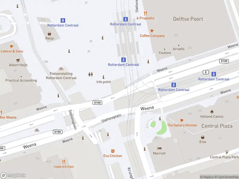 Ambulance met grote spoed naar de Weena in Rotterdam