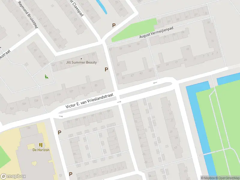 Ambulance met grote spoed naar de Victor E. van Vrieslandstraat in Rotterdam