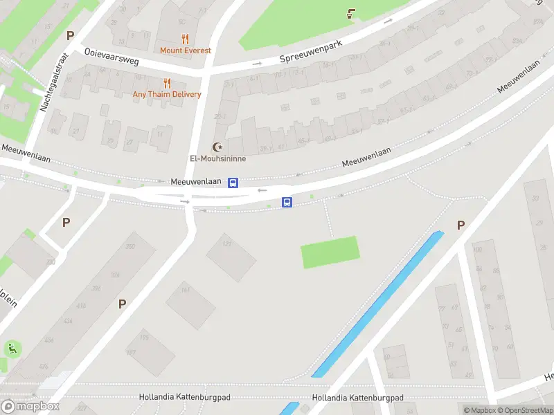 Brandweer met grote spoed naar de IJplein in Amsterdam vanwege reanimatie