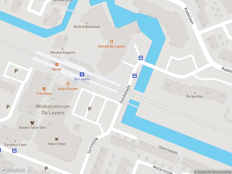 Ambulance met grote spoed naar de Redelaan in Zoetermeer