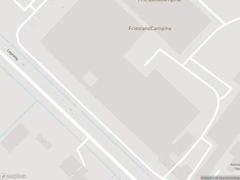 Politie naar de Zuivelstraat in Maasdam