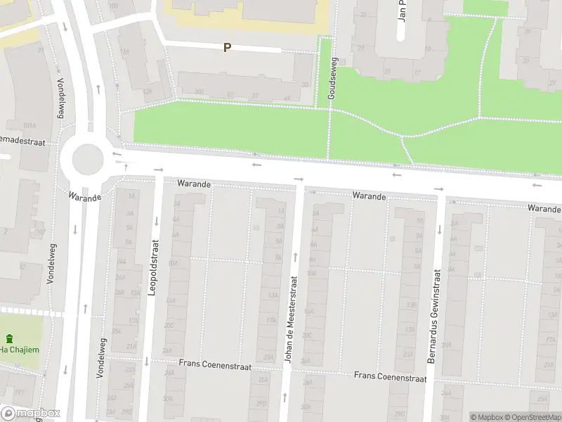 Ambulance met grote spoed naar de Johan de Meesterstraat in Rotterdam