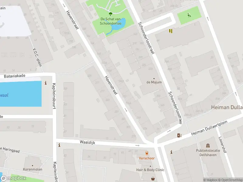 Ambulance met grote spoed naar de Havenstraat in Rotterdam