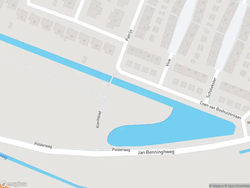 Ambulance met grote spoed naar de Swanevelt in Ouderkerk aan de Amstel