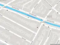 Ambulance met gepaste spoed naar de Nicolaas van der Laanstraat in Haarlem