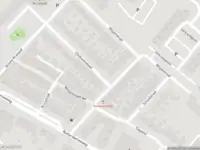 Ambulance met grote spoed naar de Eikeboomstraat in Zwijndrecht