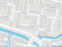 Ambulance met gepaste spoed naar de Tuinfluiterstraat in Sliedrecht