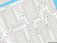 Ambulance met gepaste spoed naar de Albert Cuypstraat in Capelle aan den IJssel