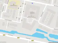 Ambulance met grote spoed naar de Frans Halsstraat in Oud-Beijerland