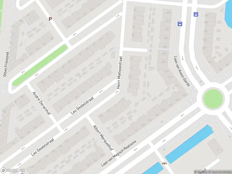 Ambulance met grote spoed naar de Leo Gestelstraat in Rotterdam