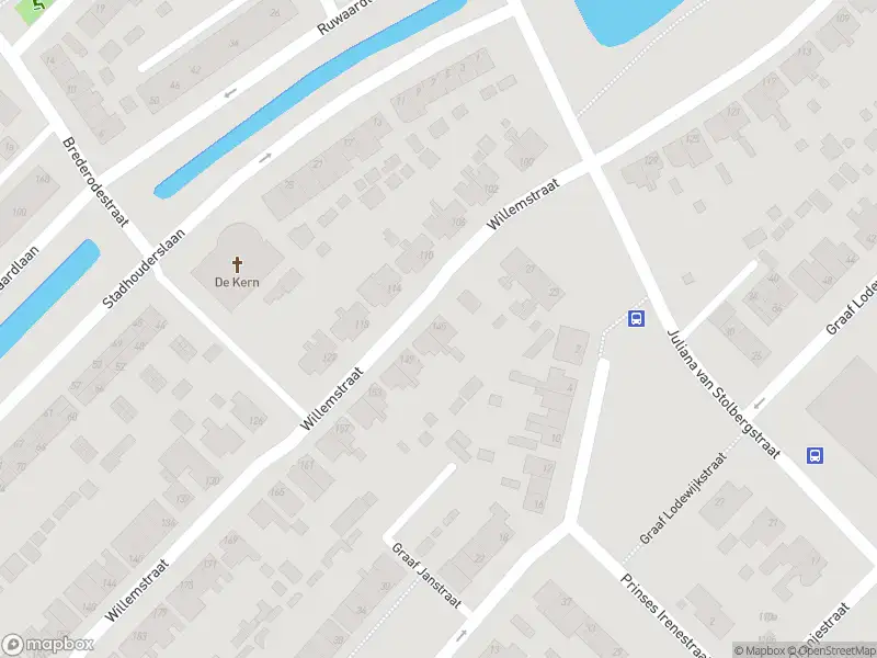 Ambulance met gepaste spoed naar de Willemstraat in Ridderkerk