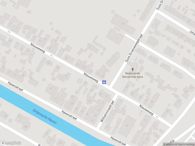 Ambulance met gepaste spoed naar de Nieuweweg in Strijensas