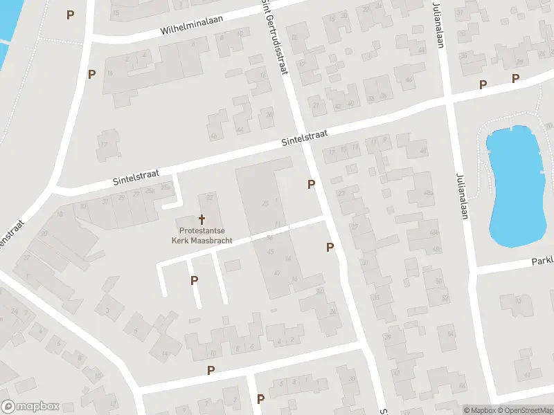 Ambulance met grote spoed naar de Prins Bernhardhoek in Maasbracht