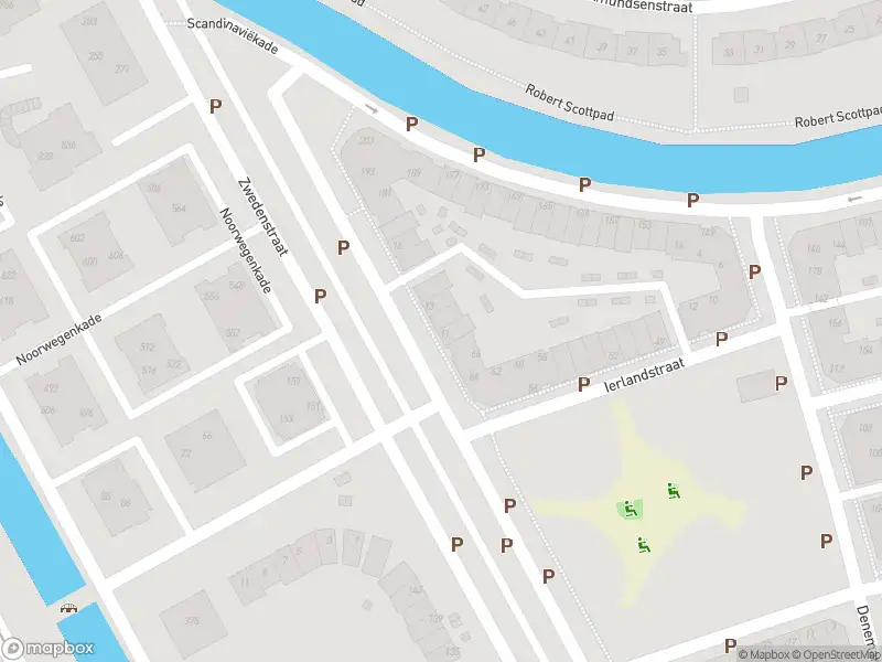 Brandweer met gepaste spoed naar de Finlandstraat in Almere