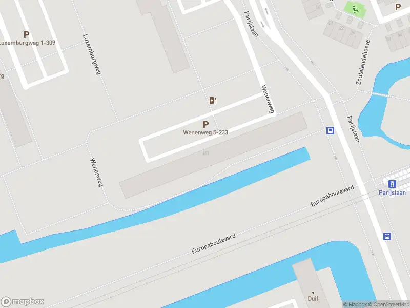 Ambulance met grote spoed naar de Wenenweg in Vlaardingen