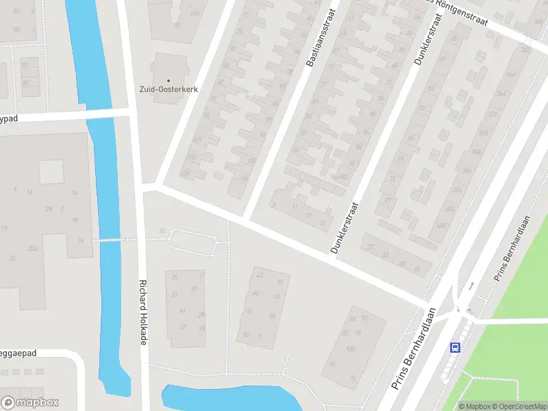 Ambulance naar de Willem Pijperstraat in Haarlem vanwege ongeval met letsel