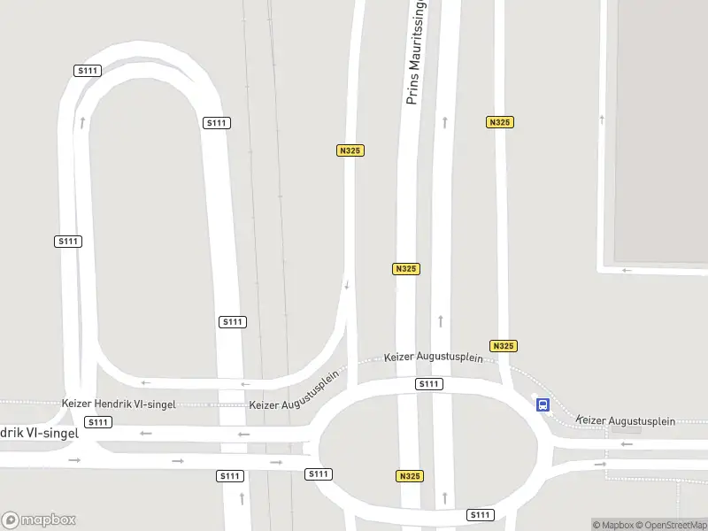 Politie naar de Stationsstraat in Nijmegen vanwege aanrijding met letsel